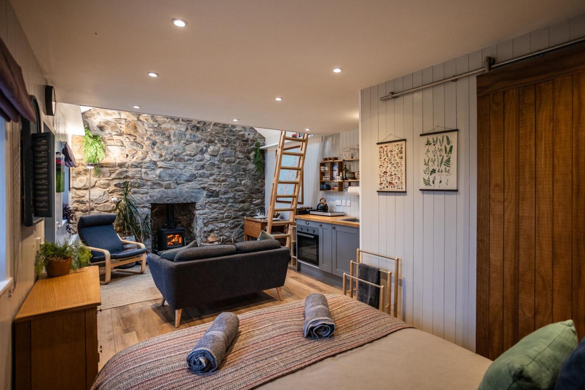 Jura, Mrs Leonard'S Cottage Craighouse Esterno foto