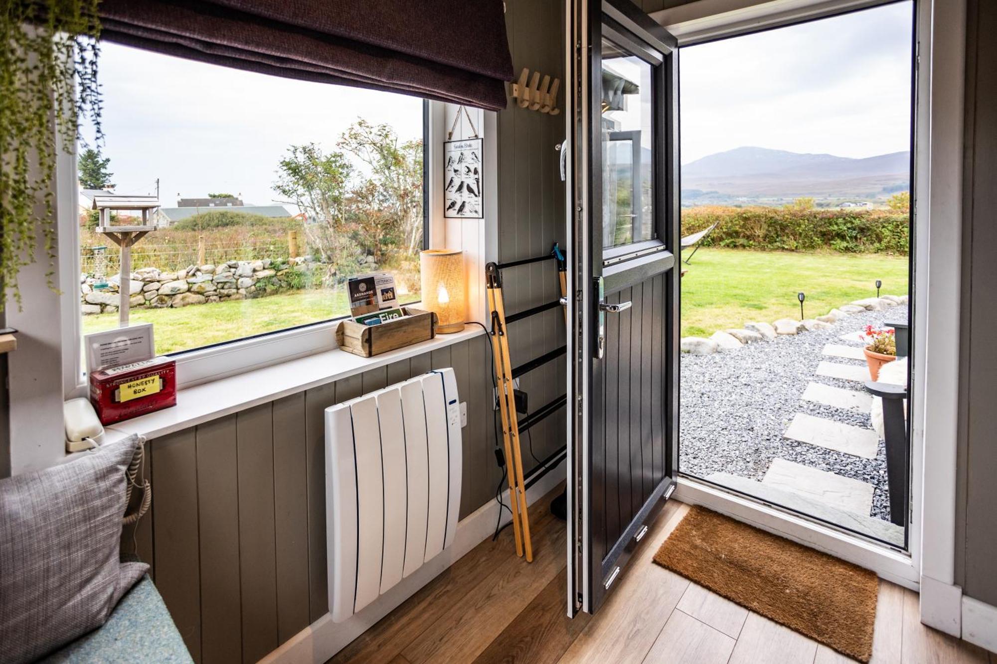 Jura, Mrs Leonard'S Cottage Craighouse Esterno foto